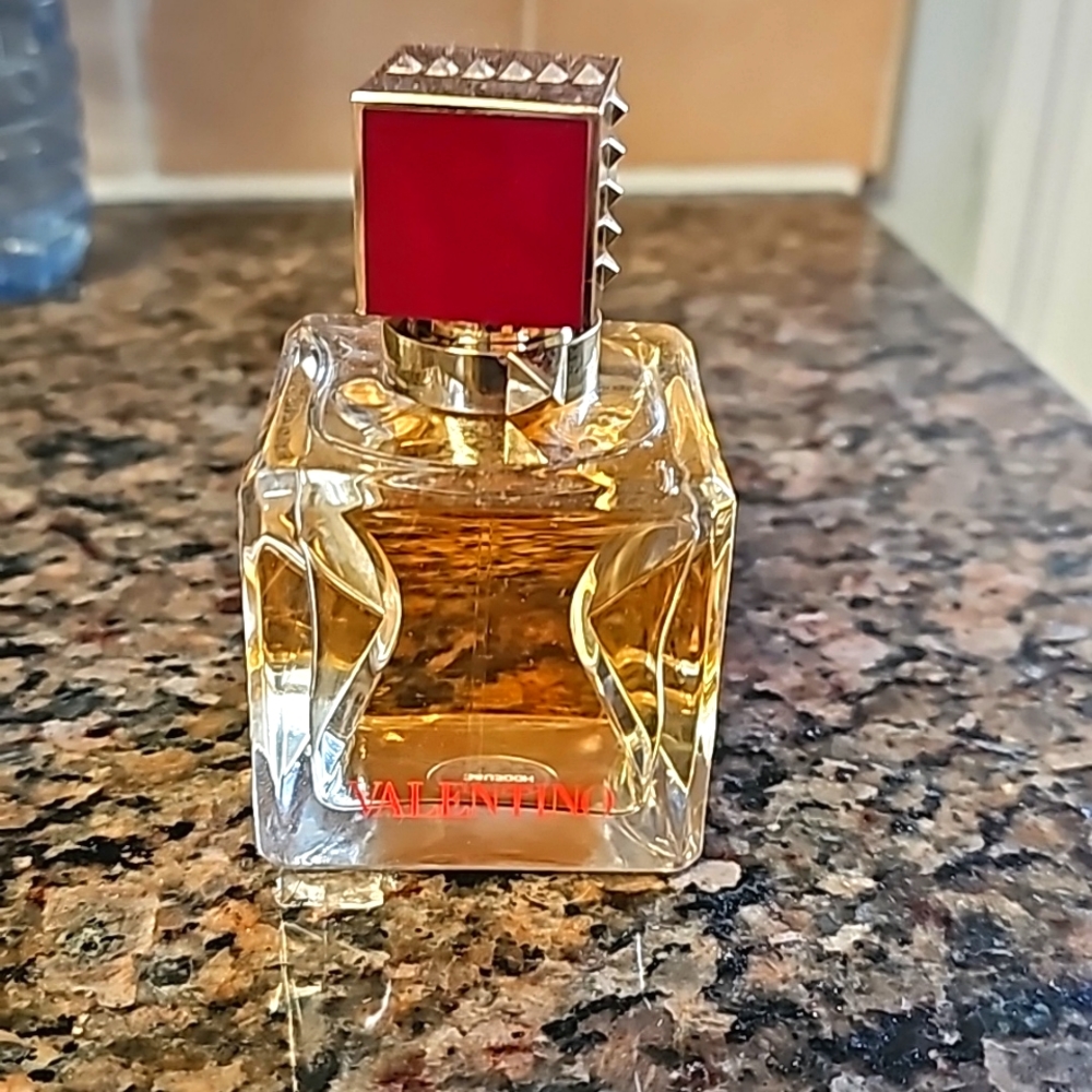 Full Valentino perfume